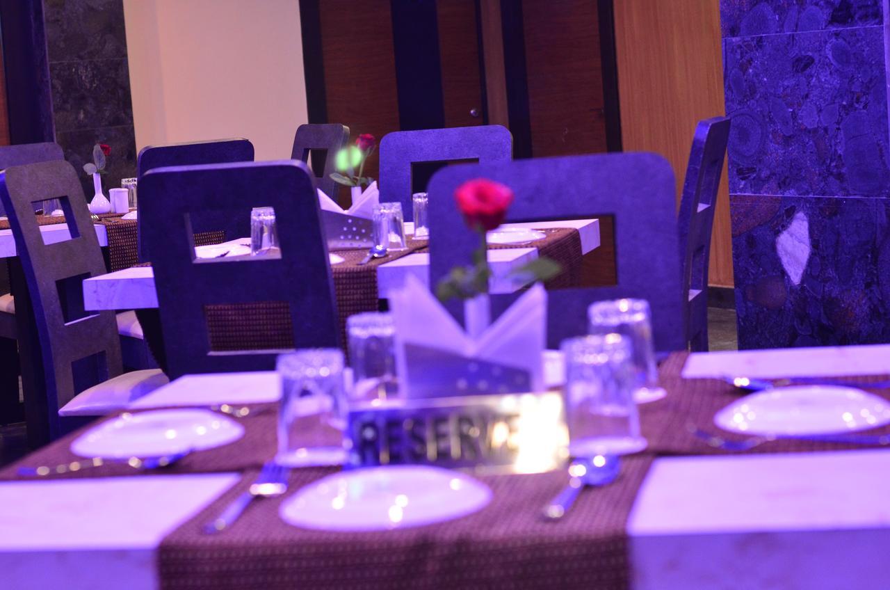 Dolphin Chocolate Inn Chandannagar Exterior photo
